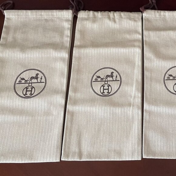 Hermès Herringbone Twill Set of 4 Shoe Dust Bags, Authentic - Picture 3 of 3